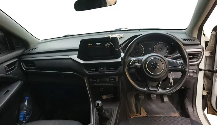 2022 Maruti BREZZA VXI SMART HYBRID, Petrol, Manual, 30,352 km, interior