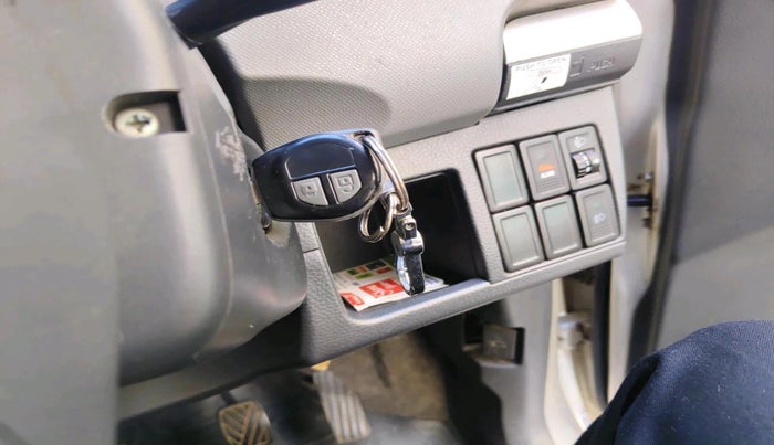 2012 Maruti Wagon R 1.0 VXI, Petrol, Manual, 28,710 km, interior