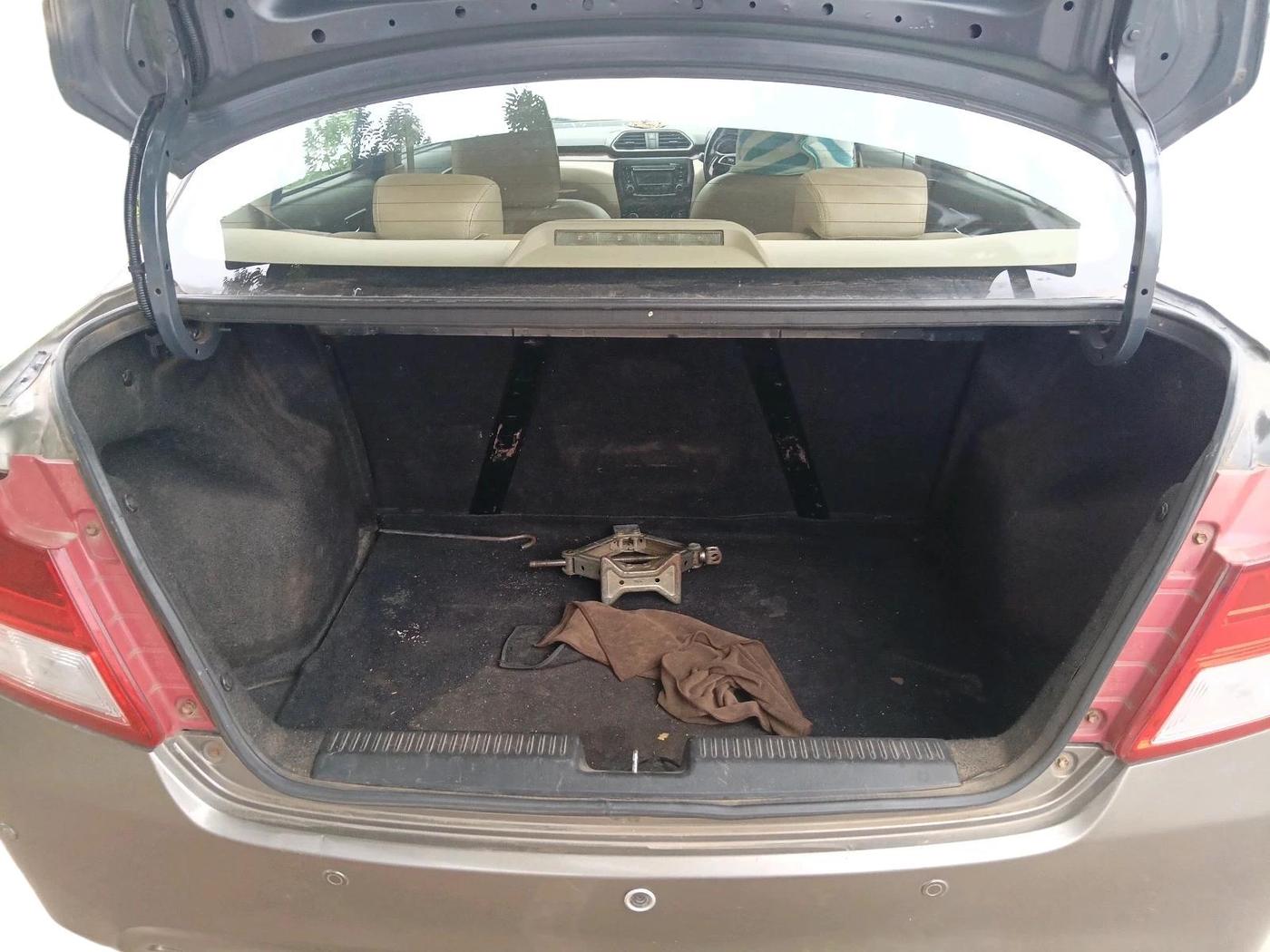 2018 Maruti Dzire ZDI, Diesel, Manual, 1,15,754 km, exterior
