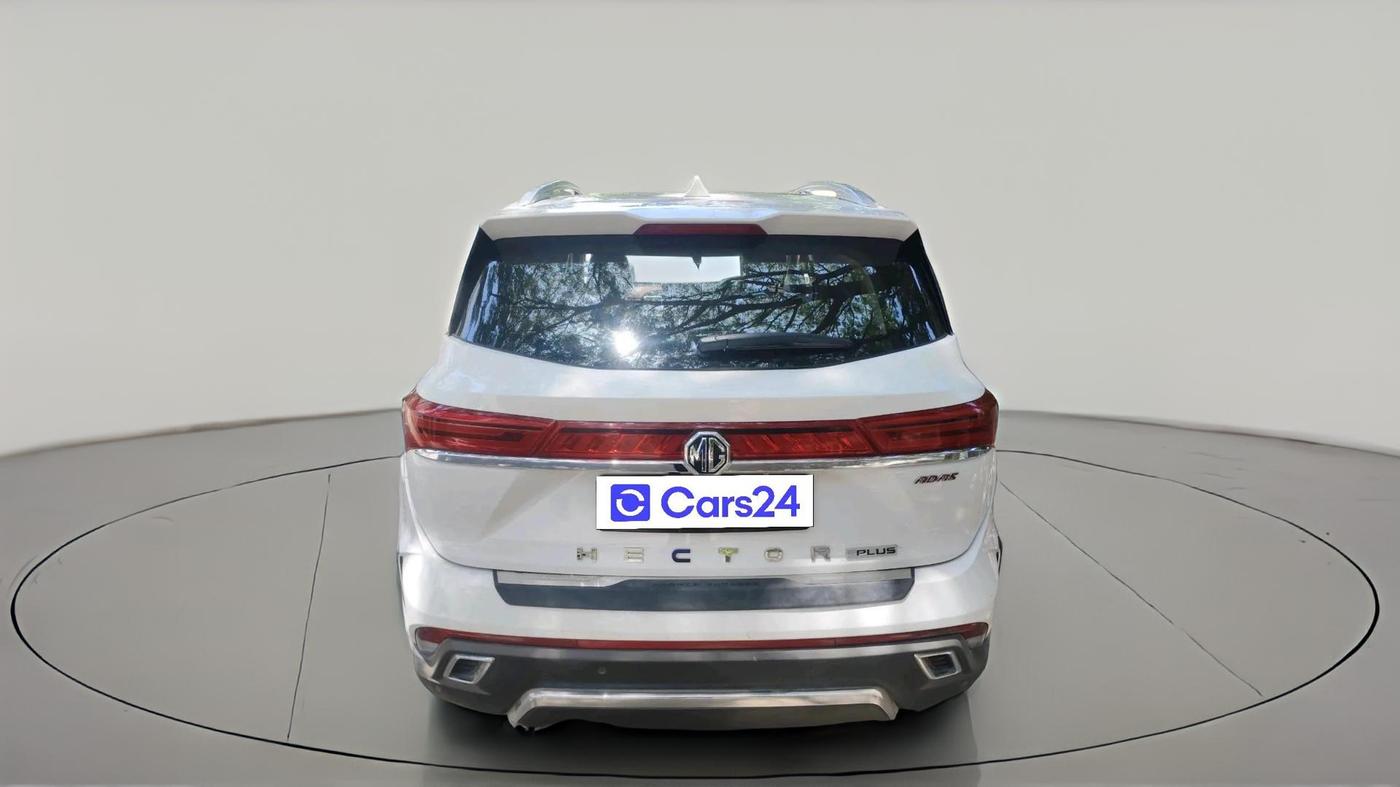 2025 MG HECTOR PLUS SAVVY PRO 1.5 TURBO CVT 7 STR, Petrol, Automatic, 5,024 km, exterior