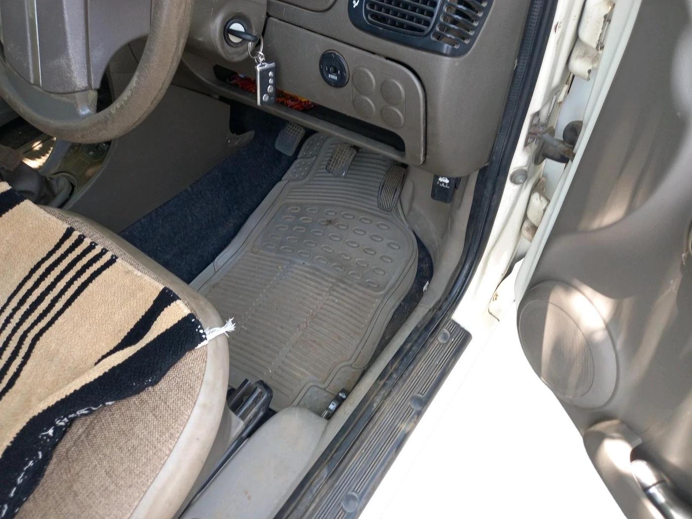 2011 Tata Indigo ECS LX TDI, Diesel, Manual, 1,42,005 km, interior