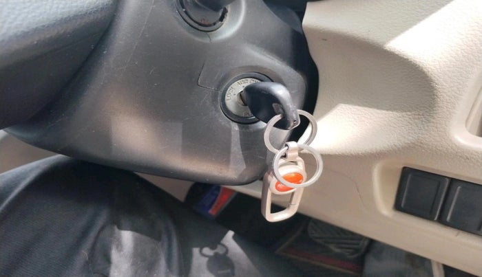 2016 Maruti Celerio VXI AMT, CNG, Automatic, 1,09,595 km, interior