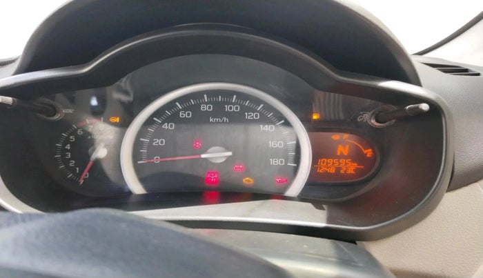 2016 Maruti Celerio VXI AMT, CNG, Automatic, 1,09,595 km, interior