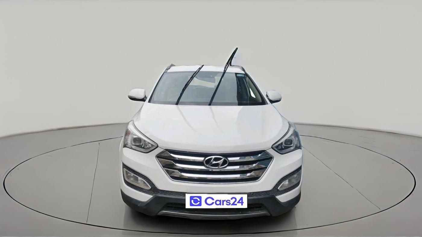 2014 Hyundai Santa Fe 2 WD AT, Diesel, Automatic, 1,25,637 km, exterior