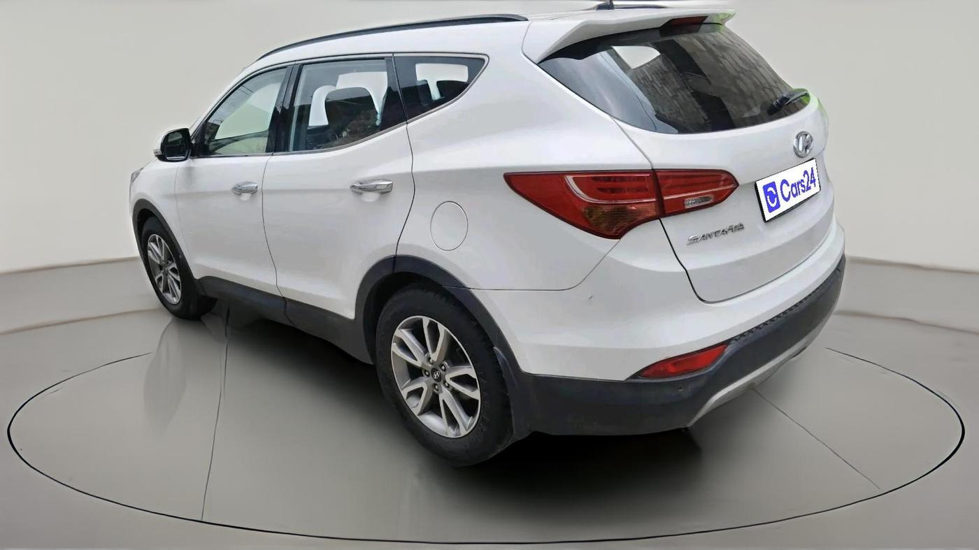 2014 Hyundai Santa Fe 2 WD AT, Diesel, Automatic, 1,25,637 km, exterior