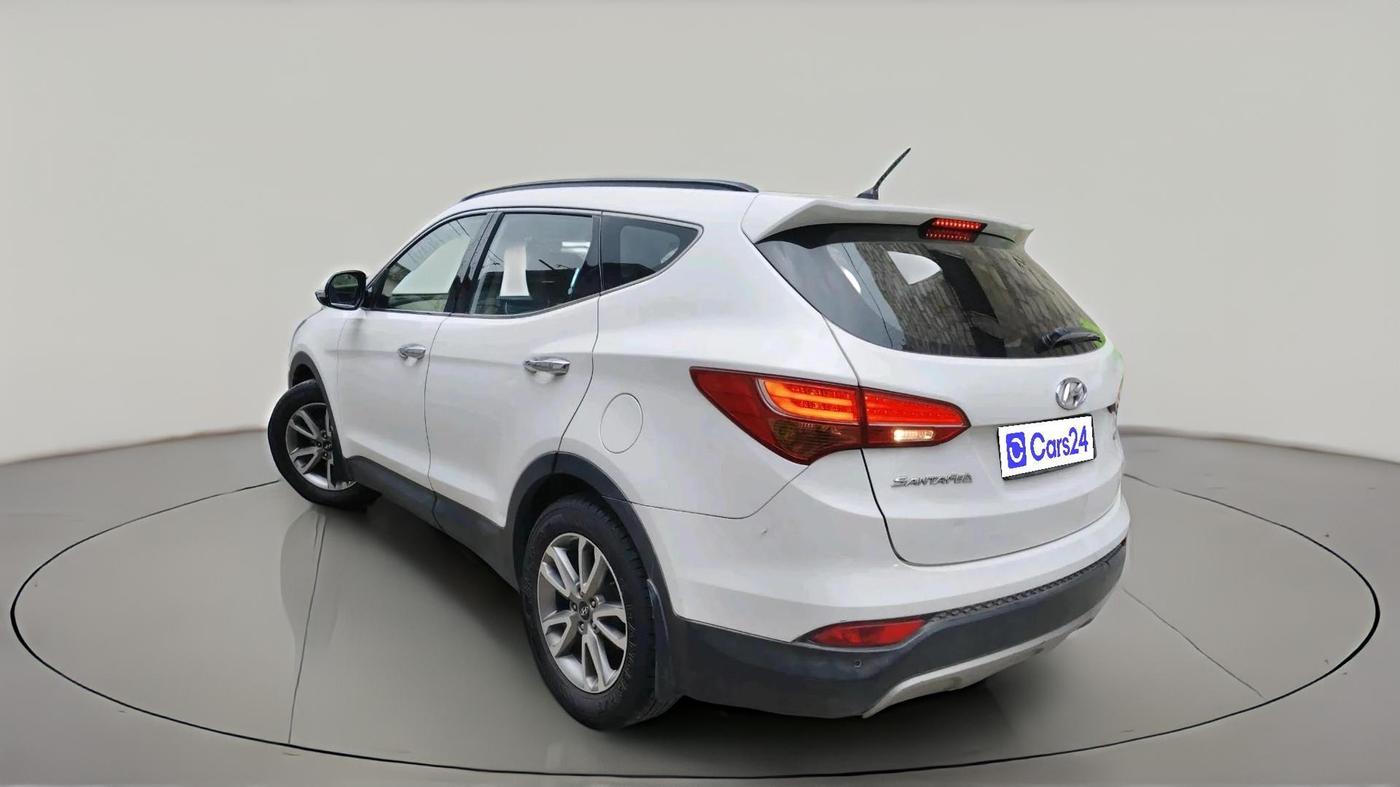 2014 Hyundai Santa Fe 2 WD AT, Diesel, Automatic, 1,25,637 km, exterior