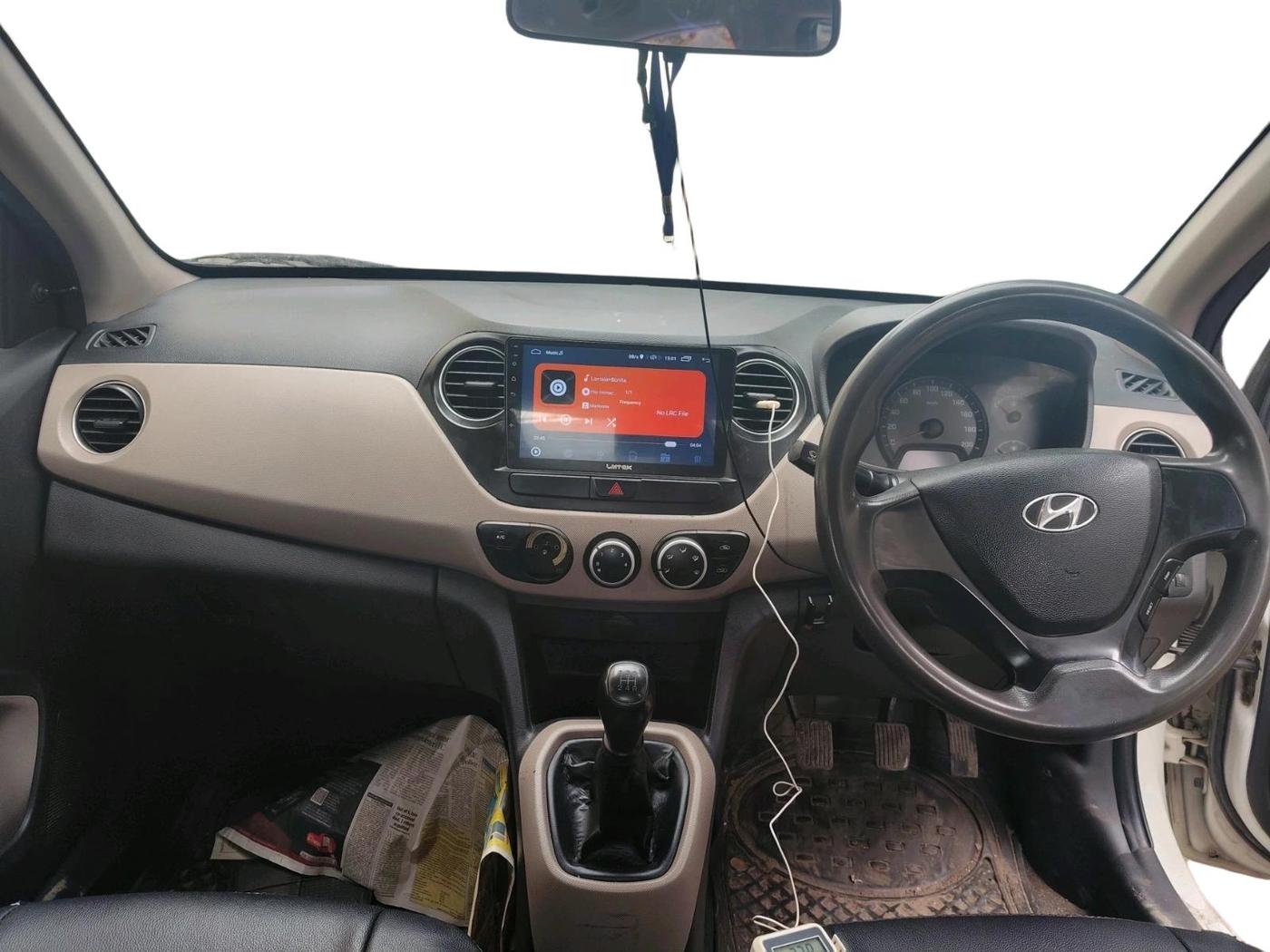 2015 Hyundai Xcent BASE 1.2, CNG, Manual, 82,368 km, interior