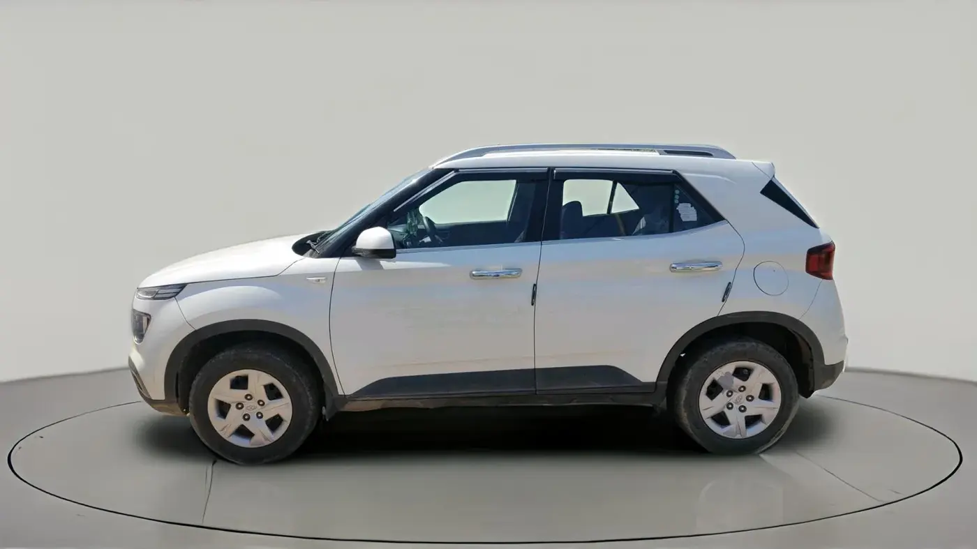 2020 Hyundai VENUE S 1.2, Petrol, Manual, 60,089 km, exterior