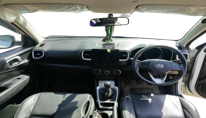 2020 Hyundai VENUE S 1.2, Petrol, Manual, 60,089 km, interior