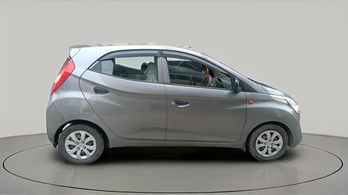 2014 Hyundai Eon MAGNA +, CNG, Manual, 1,46,117 km, exterior