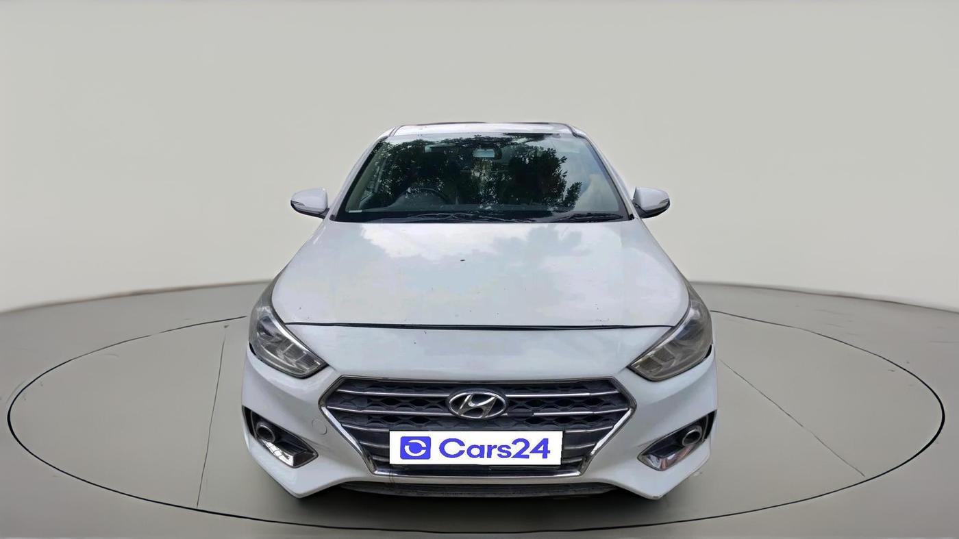 2018 Hyundai Verna 1.6 SX (O) CRDI MT, Diesel, Manual, 97,614 km, exterior