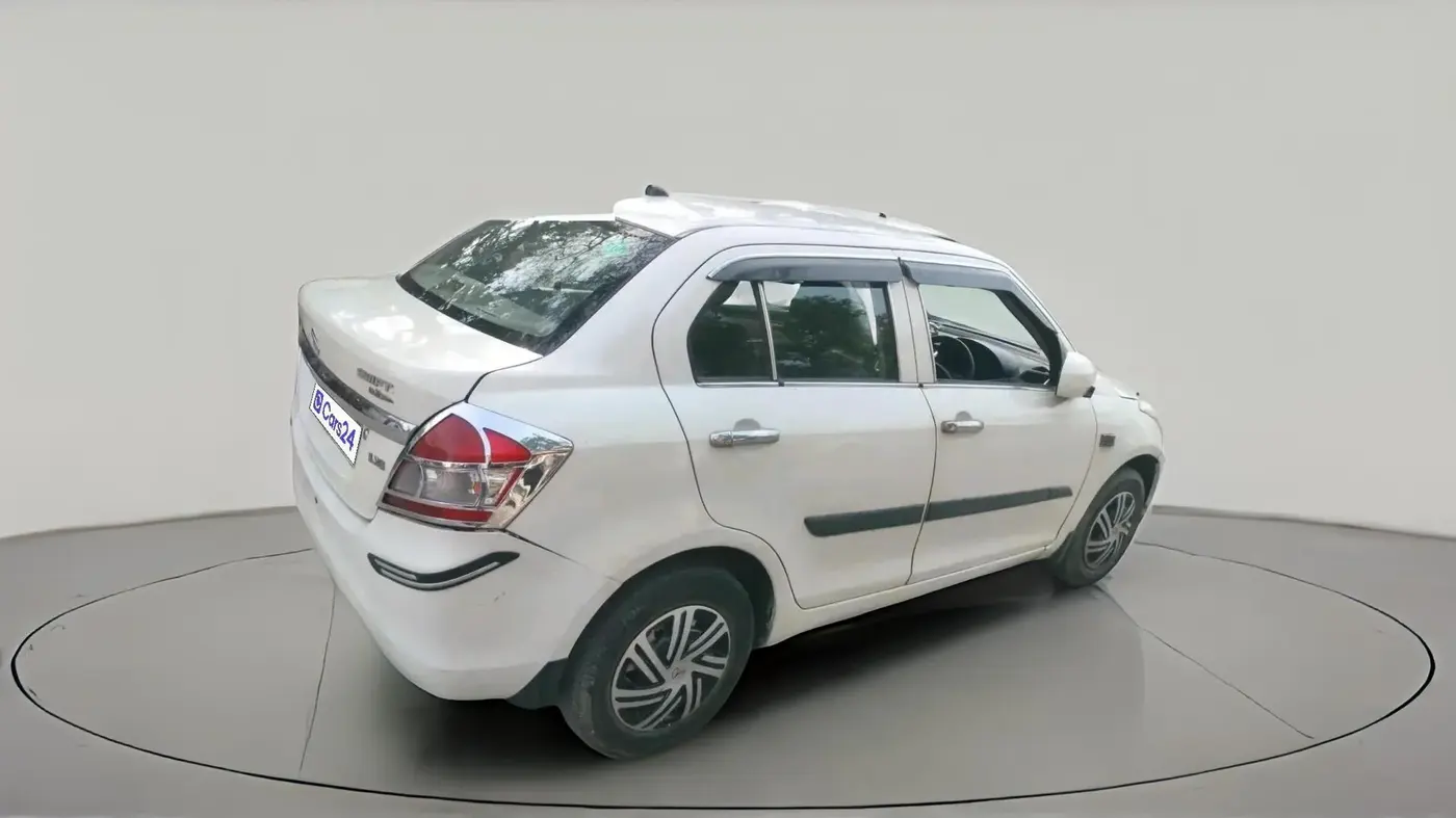2016 Maruti Swift Dzire LXI (O), CNG, Manual, 1,11,170 km, exterior