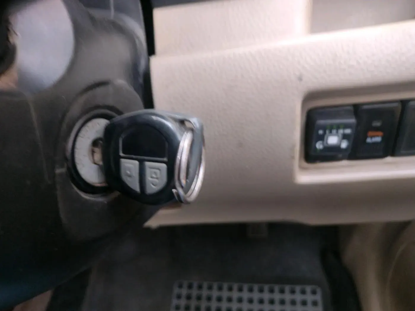 2016 Maruti Swift Dzire LXI (O), CNG, Manual, 1,11,170 km, interior