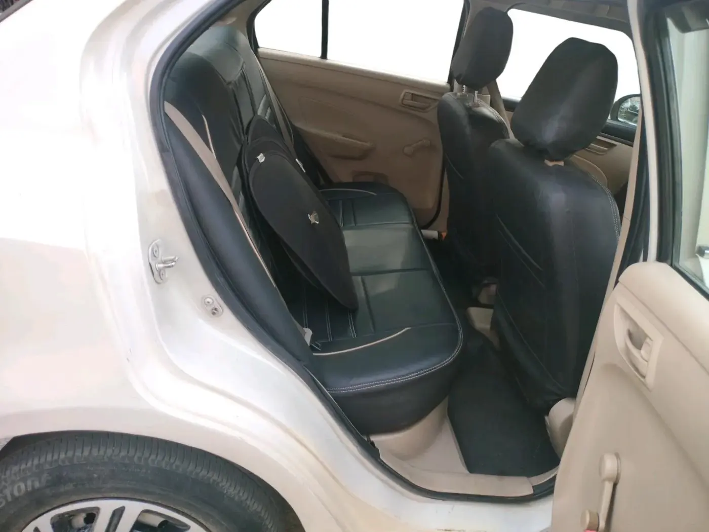 2016 Maruti Swift Dzire LXI (O), CNG, Manual, 1,11,170 km, interior