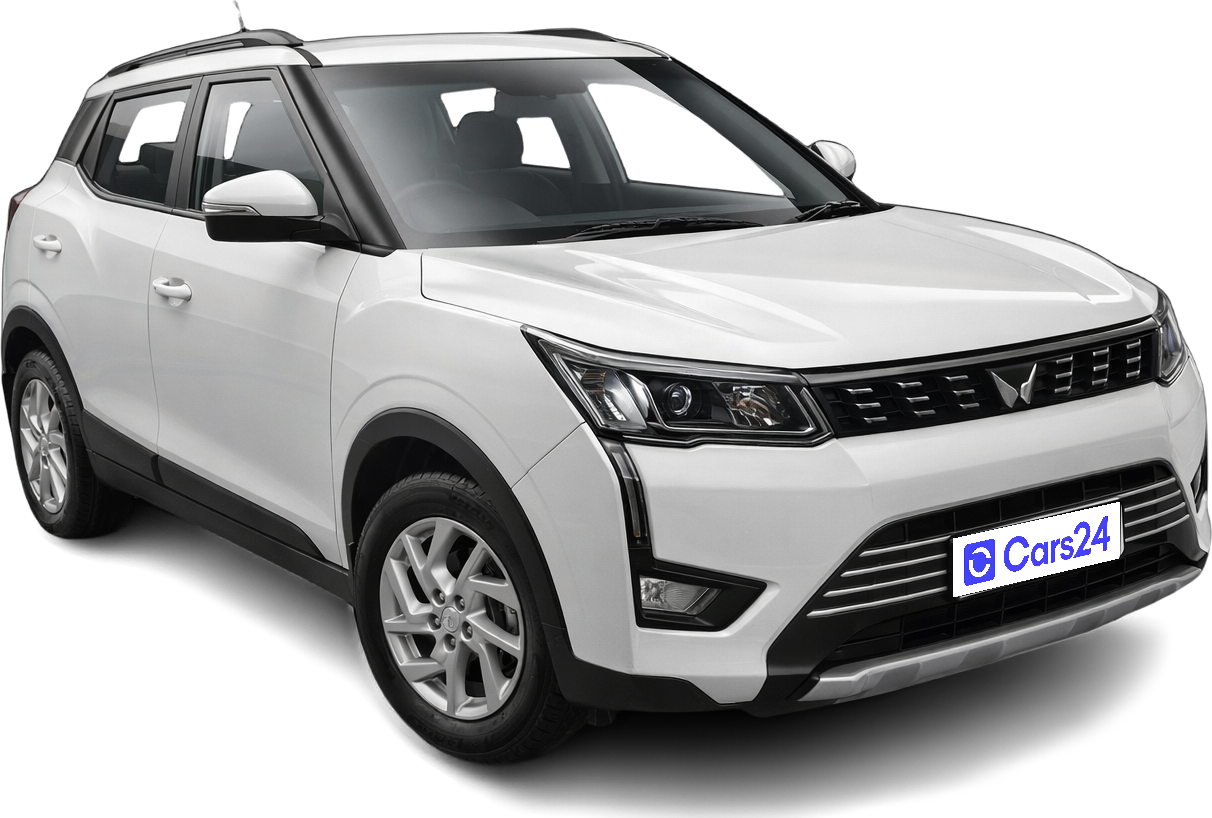 2024 Mahindra XUV300 - SUV - Petrol - Manual - ₹11.20 lakh