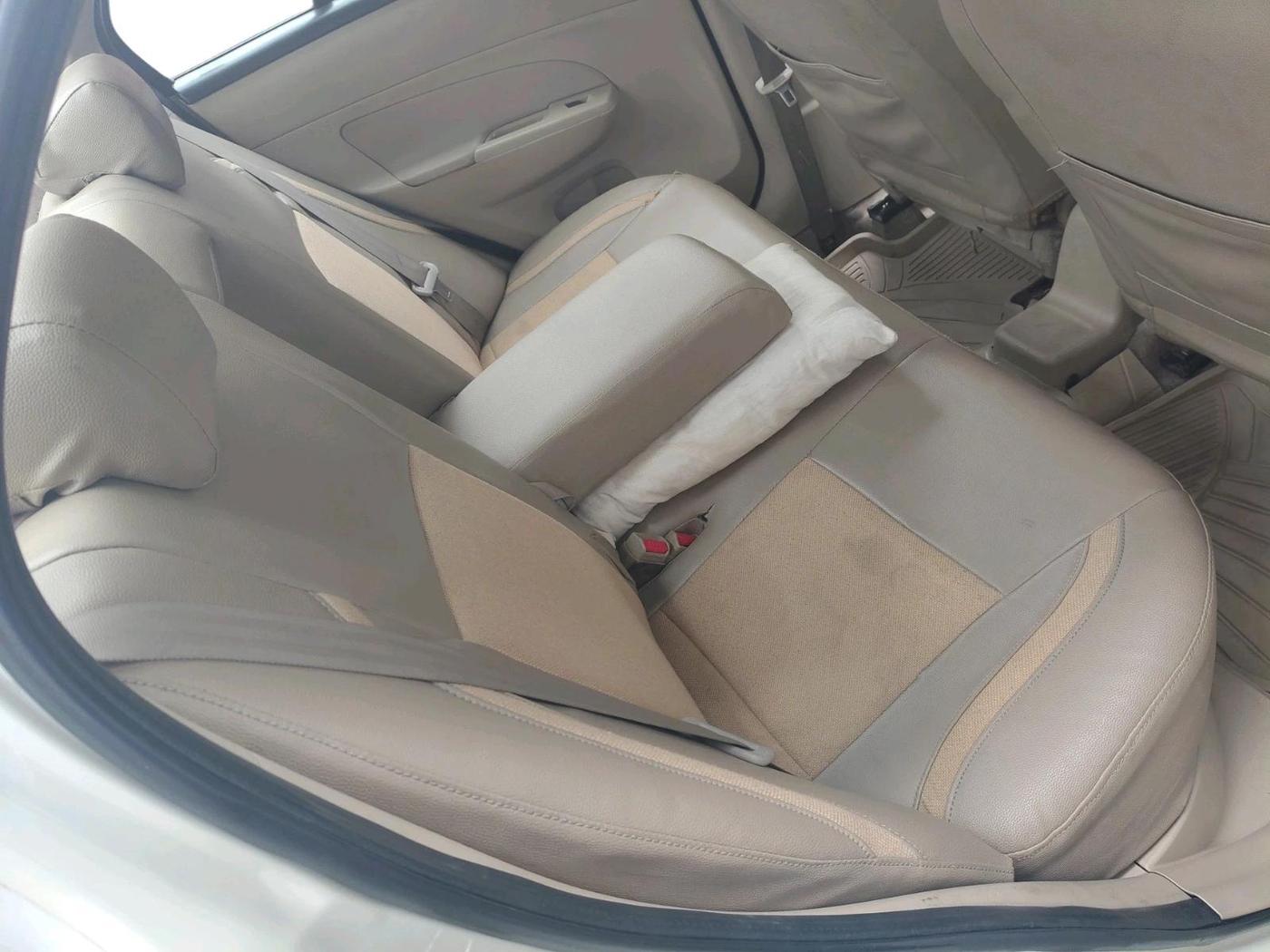2013 Maruti Swift Dzire VDI, Diesel, Manual, 2,36,765 km, interior