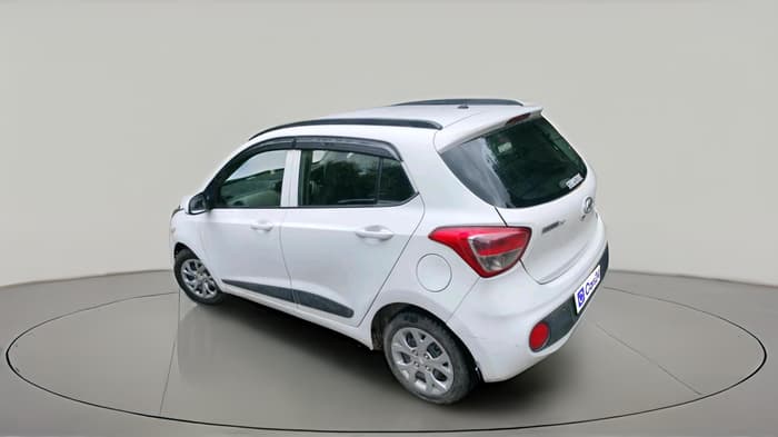 2017 Hyundai Grand i10 SPORTZ 1.2 KAPPA VTVT, Petrol, Manual, 76,181 km, exterior