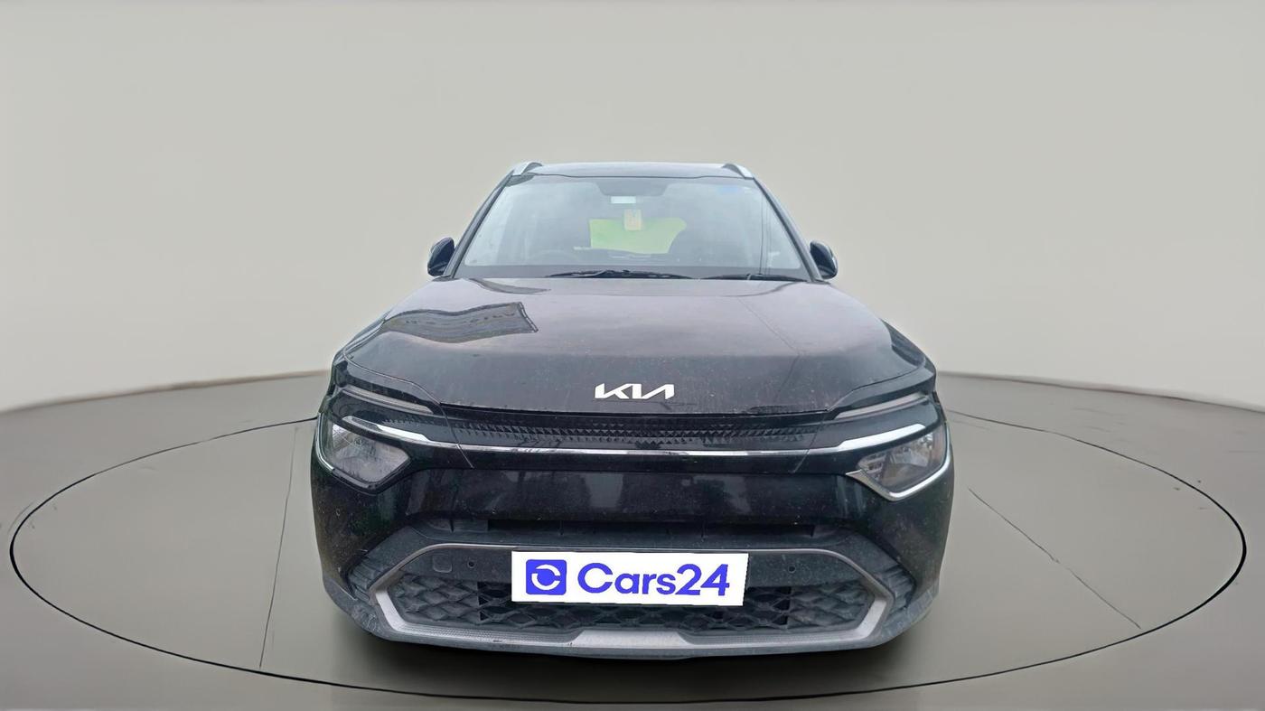 2022 KIA CARENS PRESTIGE PLUS 1.4 PETROL 7 STR, Petrol, Manual, 48,383 km, exterior