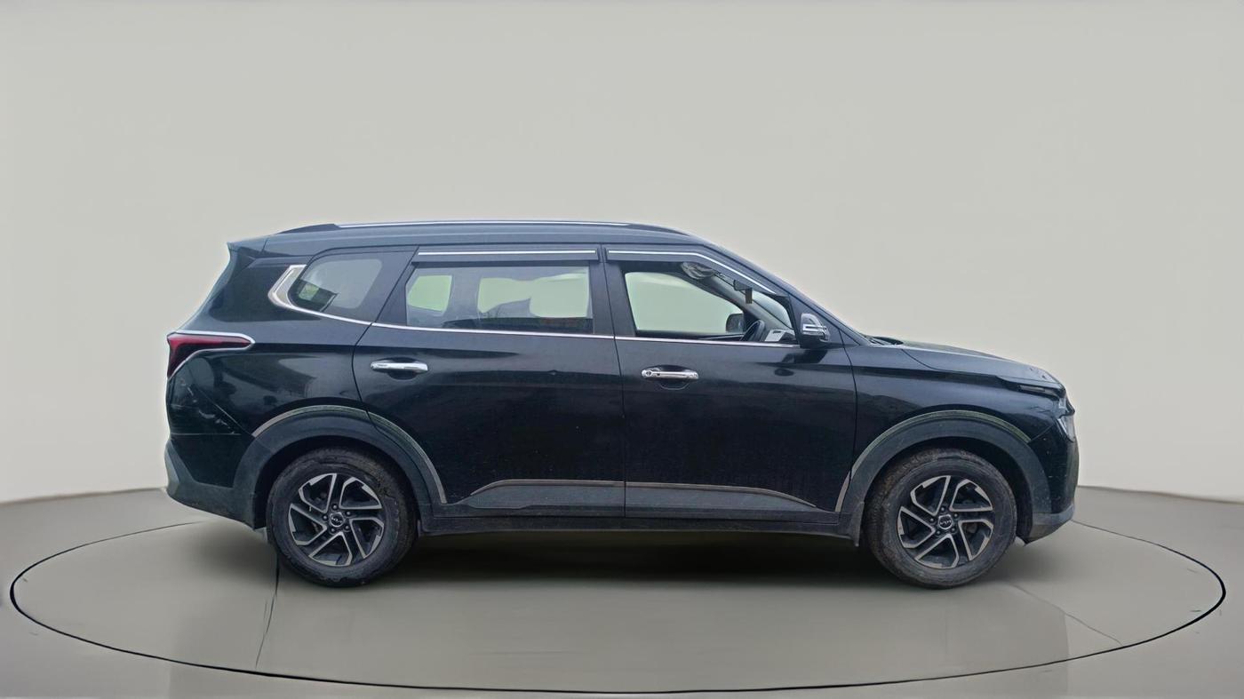 2022 KIA CARENS PRESTIGE PLUS 1.4 PETROL 7 STR, Petrol, Manual, 48,383 km, exterior