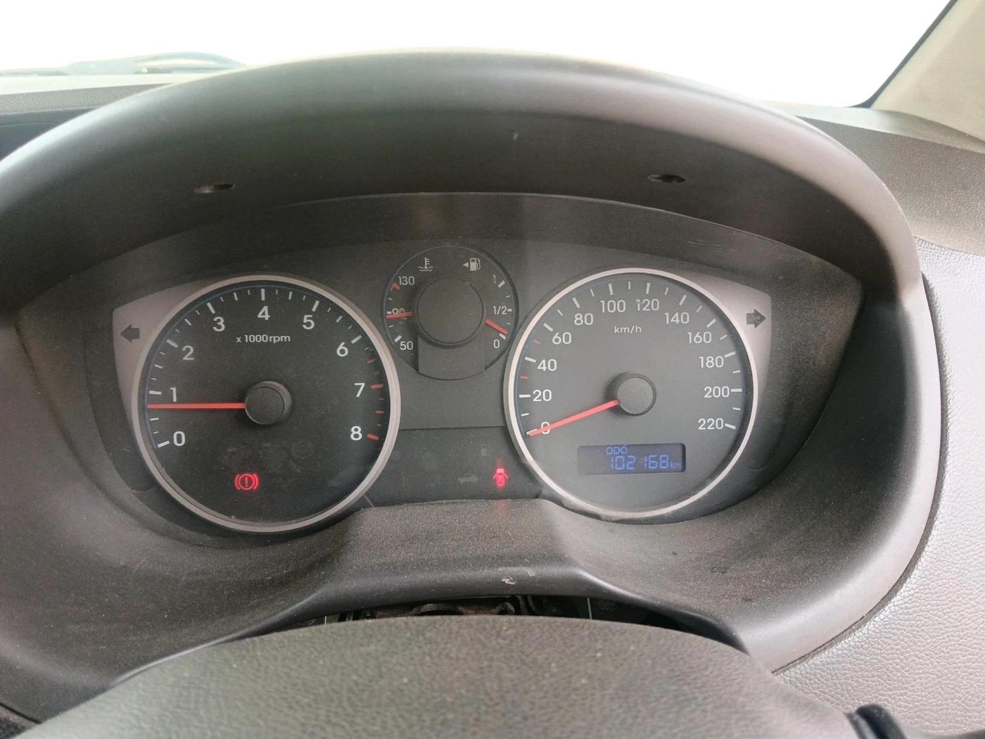 2013 Hyundai i20 SPORTZ 1.2, Petrol, Manual, 1,02,168 km, interior