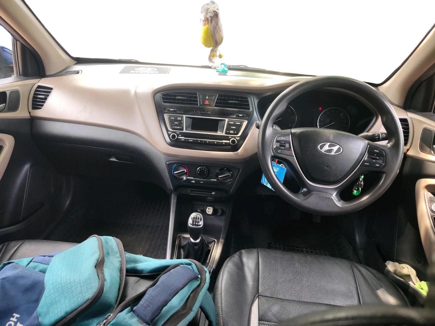 2014 Hyundai Elite i20 MAGNA 1.4 CRDI, Diesel, Manual, 1,00,627 km, interior