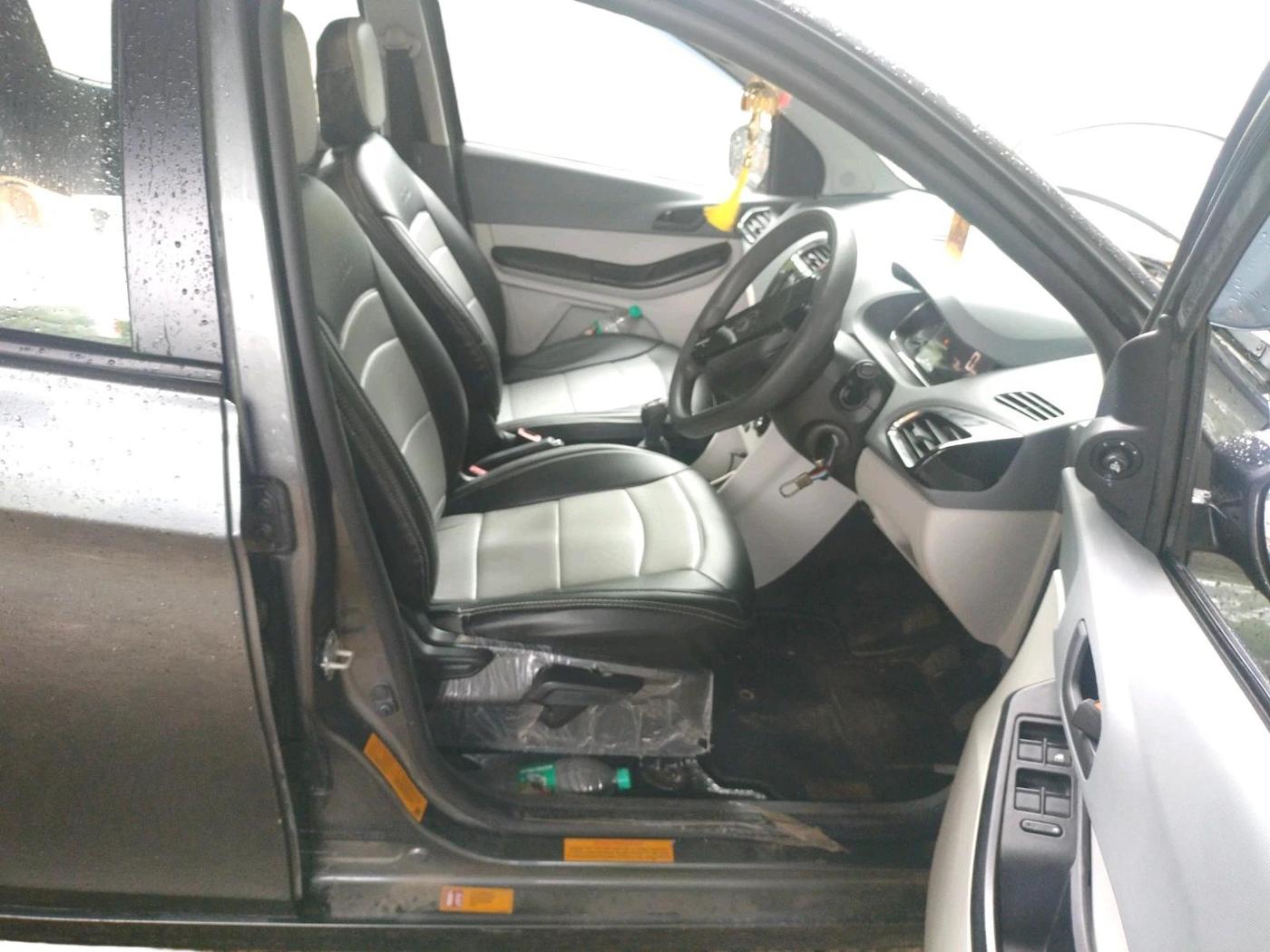 2026 Tata Tiago XT CNG, CNG, Manual, 11,329 km, interior