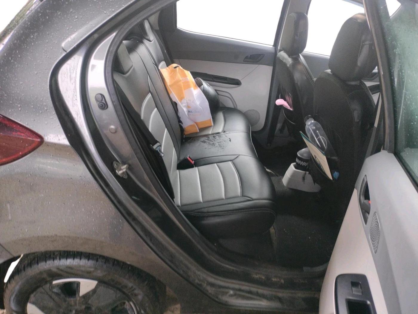 2026 Tata Tiago XT CNG, CNG, Manual, 11,329 km, interior