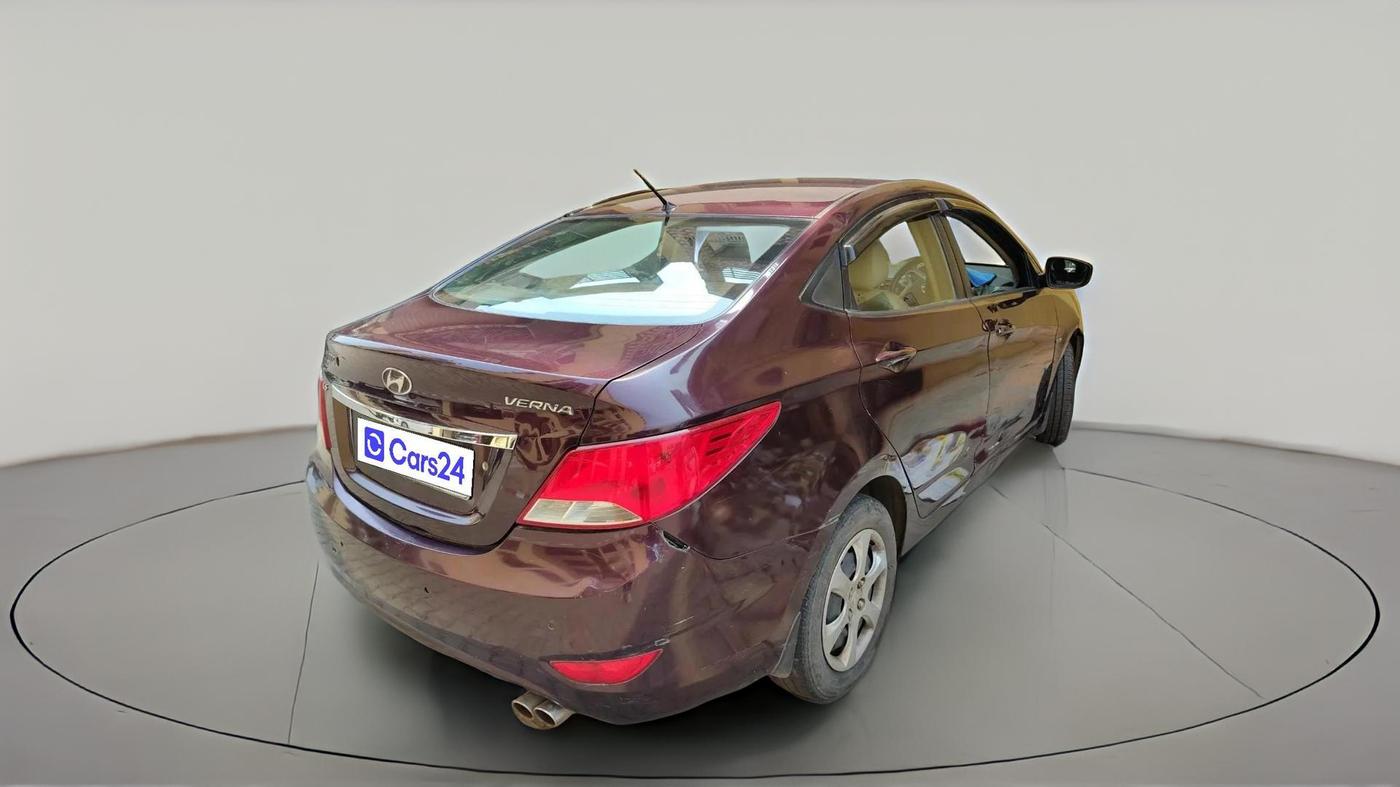 2011 Hyundai Verna FLUIDIC 1.6 VTVT EX, Petrol, Manual, 1,65,414 km, exterior