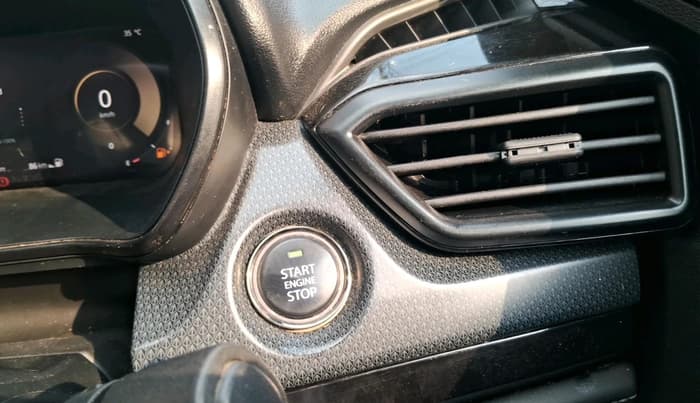 2025 Tata Harrier PURE PLUS S DARK EDITION, Diesel, Manual, 43,039 km, interior