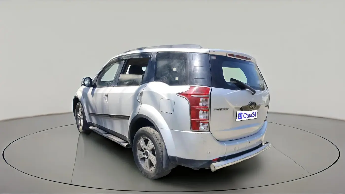 2014 Mahindra XUV500 W8, Diesel, Manual, 1,07,949 km, exterior