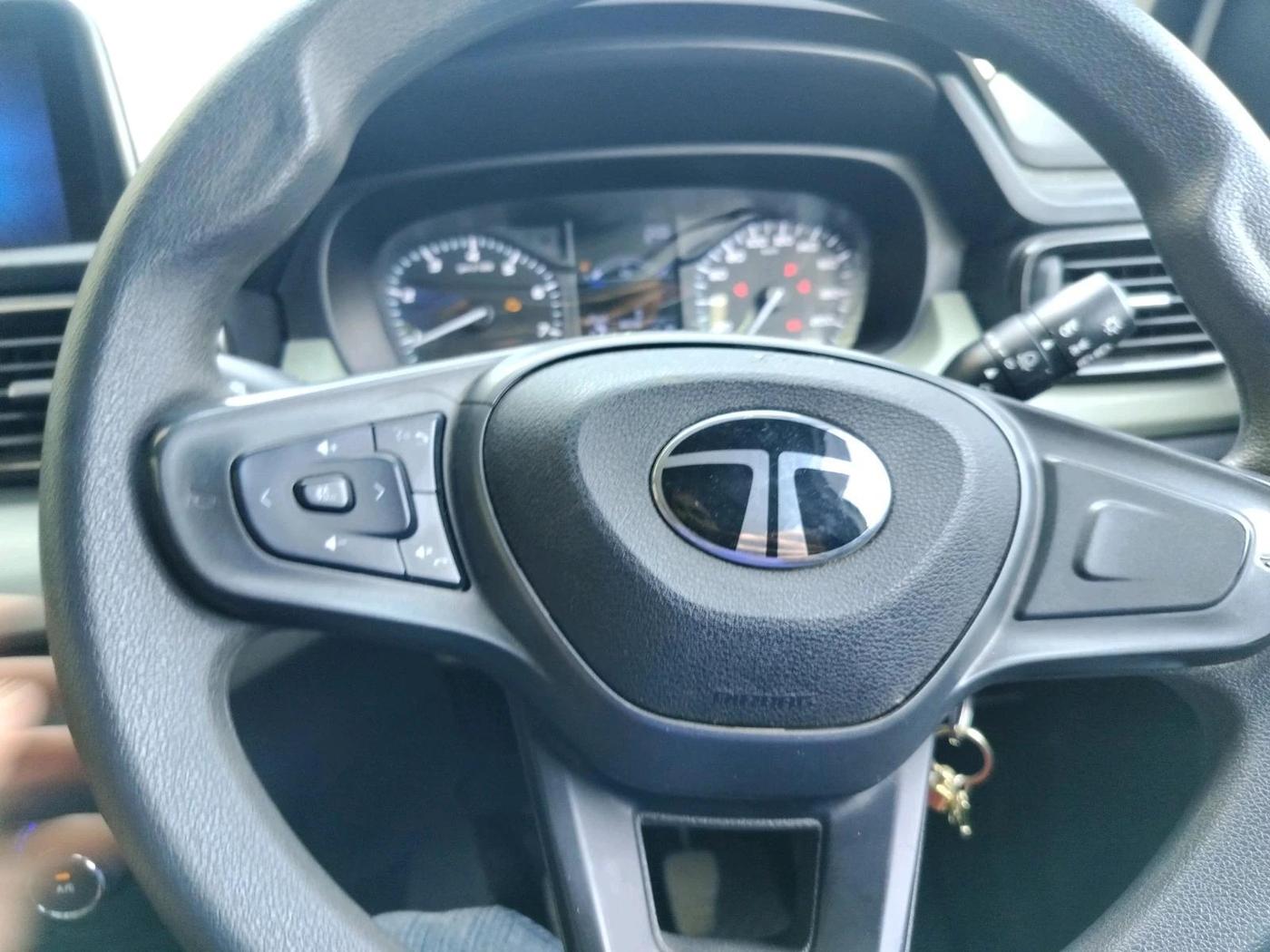 2023 Tata PUNCH ADVENTURE MT, Petrol, Manual, 22,406 km, interior