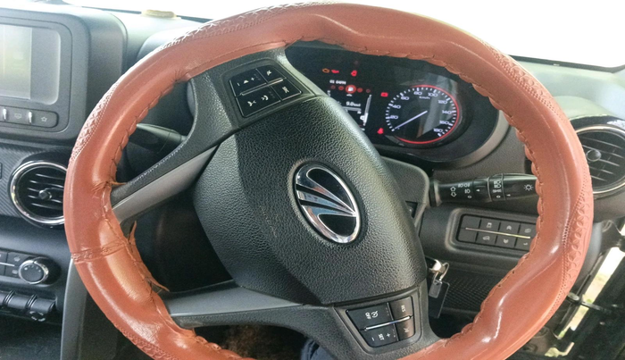 2022 Mahindra Thar LX PETROL HT 4WD AT, Petrol, Automatic, 55,436 km, interior