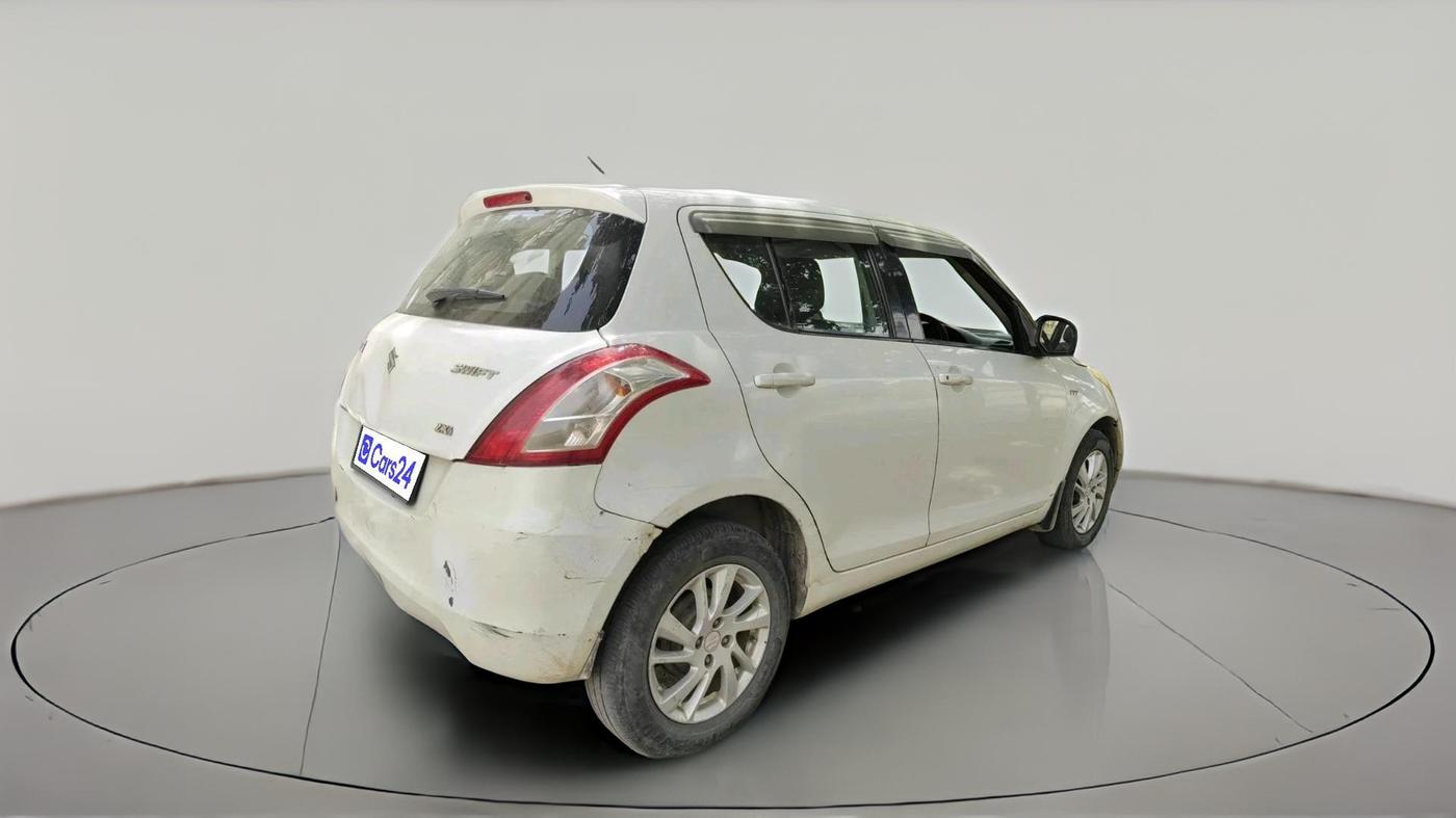 2011 Maruti Swift ZXI, CNG, Manual, 1,34,891 km, exterior