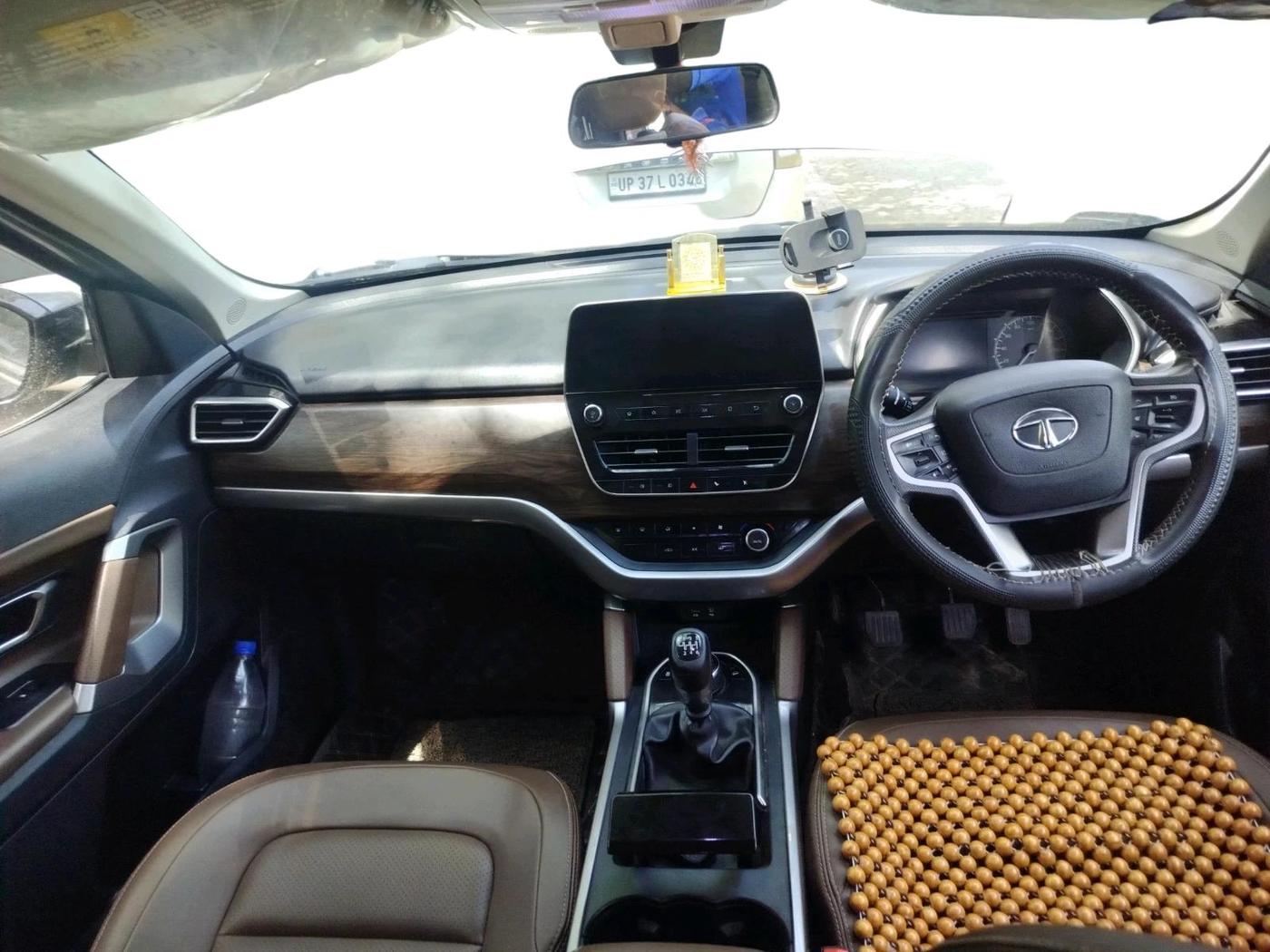 2022 Tata Harrier XZ 2.0L, Diesel, Manual, 31,508 km, interior