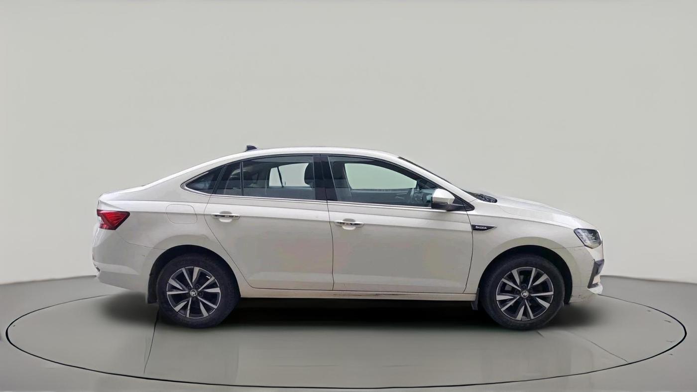 2022 Skoda SLAVIA STYLE 1.0L TSI AT, Petrol, Automatic, 38,300 km, exterior
