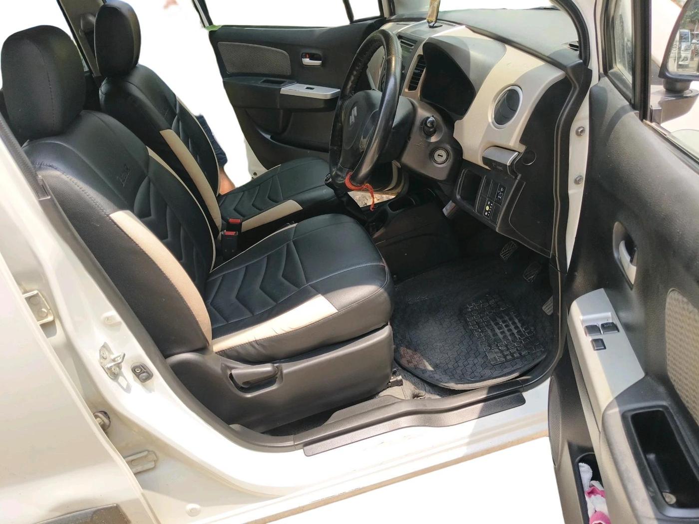 2015 Maruti Wagon R 1.0 LXI, CNG, Manual, 1,07,240 km, interior