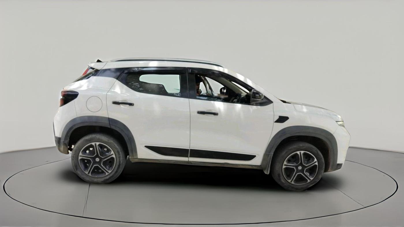 2022 Renault Kiger RXE MT, Petrol, Manual, 38,260 km, exterior