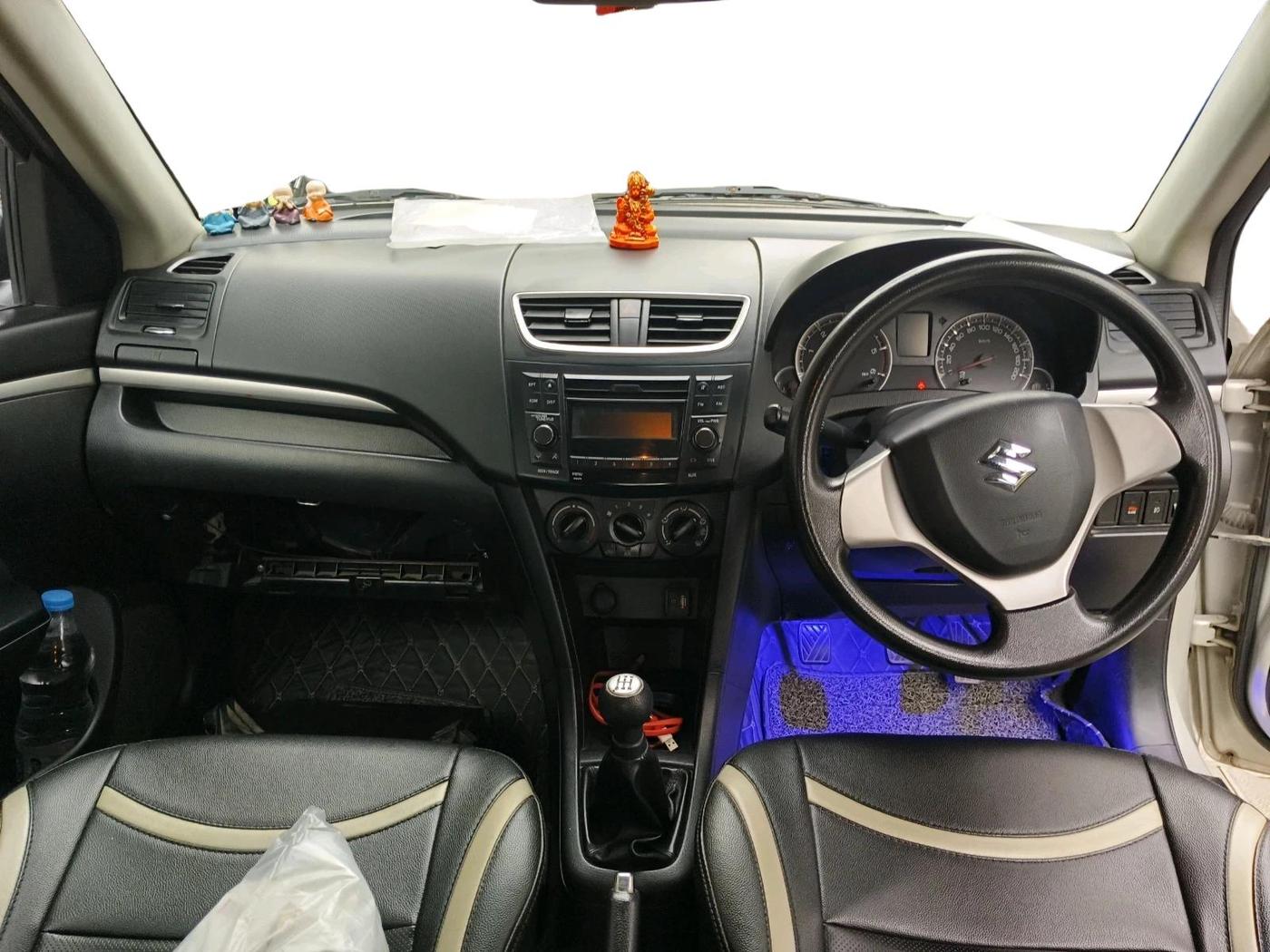 2017 Maruti Swift VDI, Diesel, Manual, 82,940 km, interior
