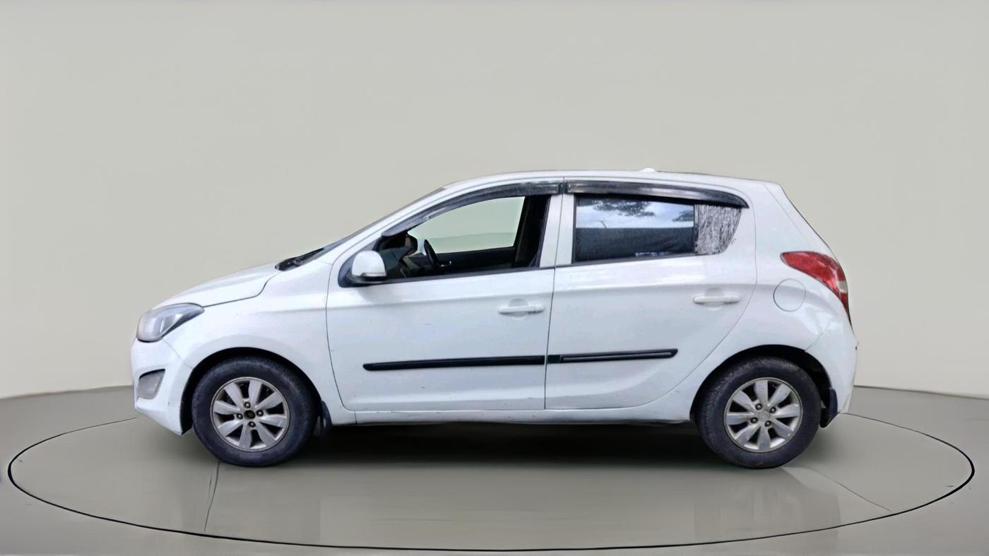 2013 Hyundai i20 SPORTZ 1.2, Petrol, Manual, 73,274 km, exterior