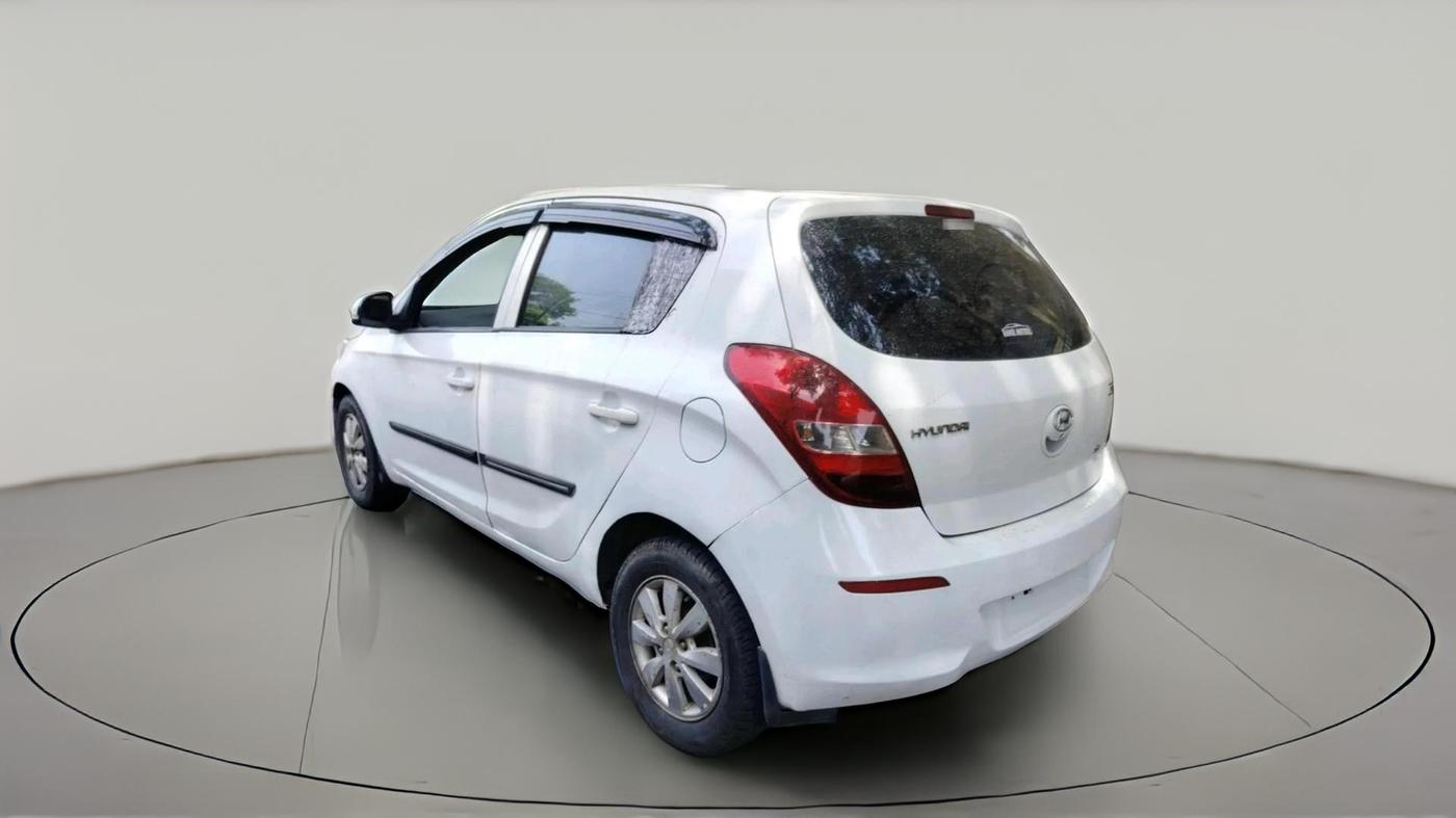 2013 Hyundai i20 SPORTZ 1.2, Petrol, Manual, 73,274 km, exterior