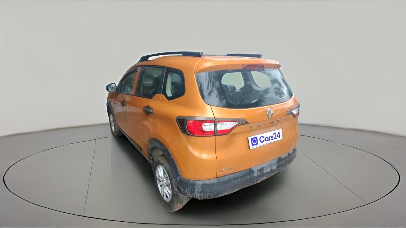 2021 Renault TRIBER RXL MT, Petrol, Manual, 36,295 km, exterior