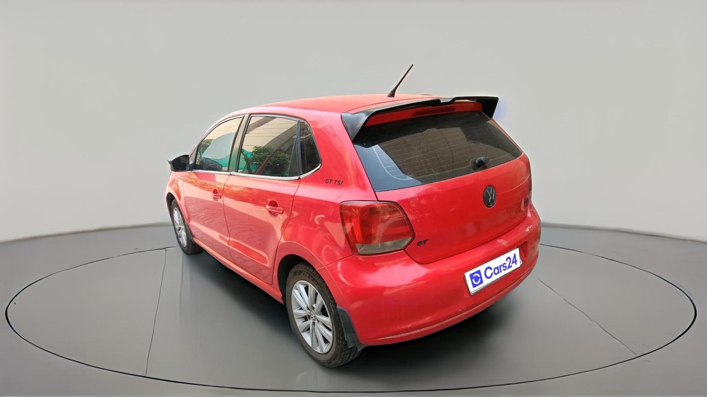 2013 Volkswagen Polo HIGHLINE1.2L, CNG, Manual, 1,18,591 km, exterior