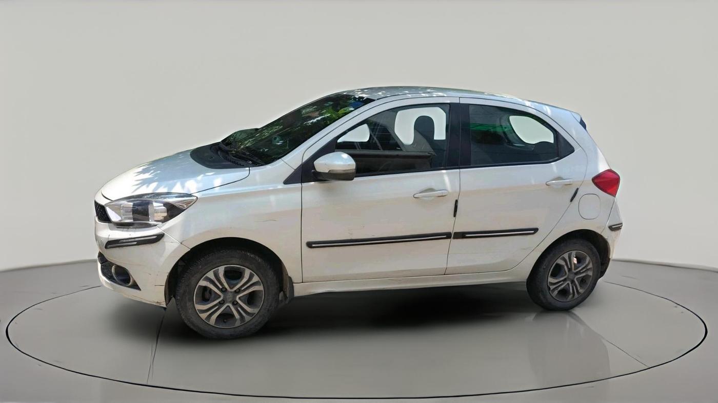 2018 Tata Tiago XTA PETROL, Petrol, Automatic, 67,301 km, exterior