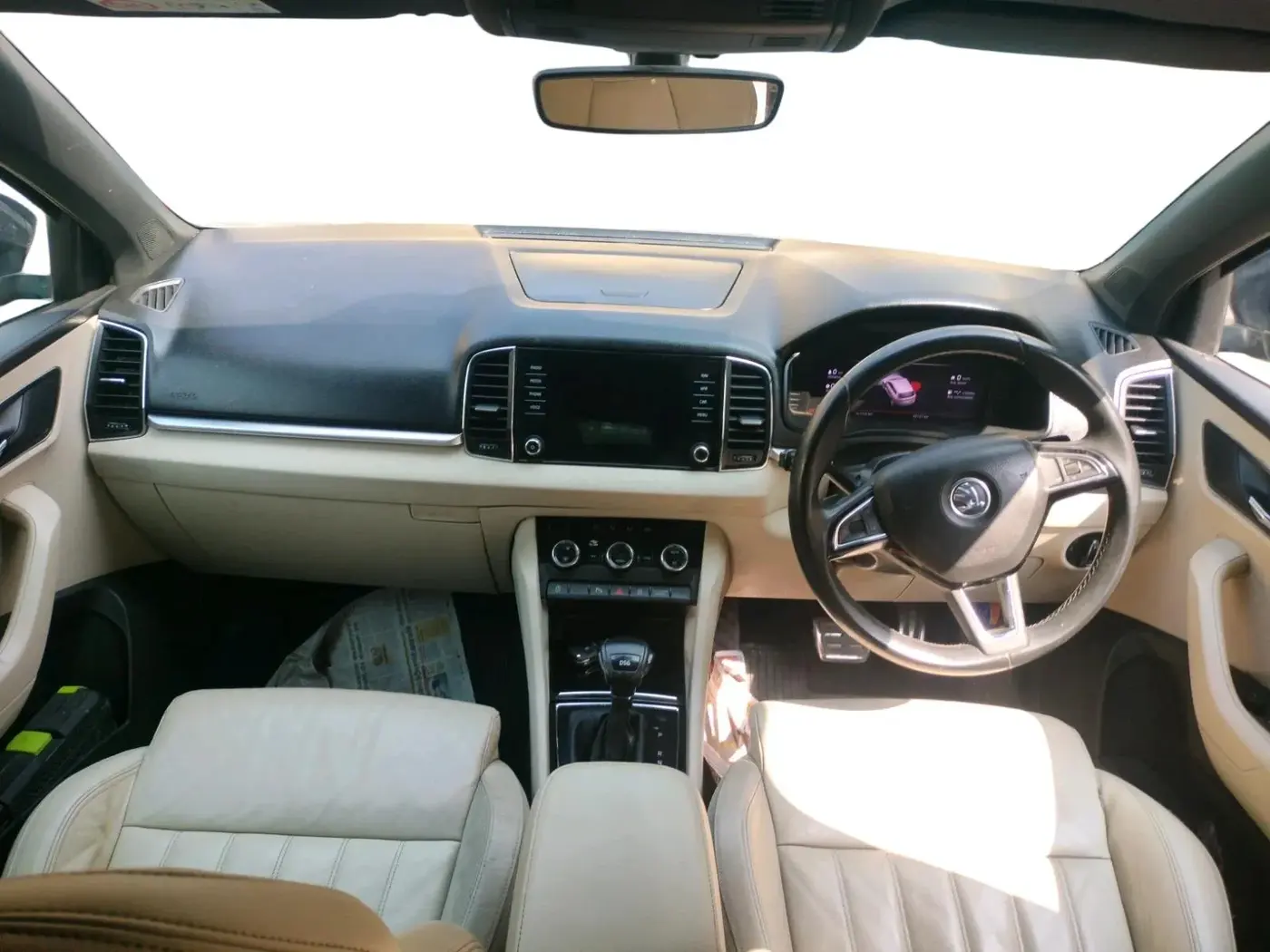 2020 Skoda Karoq STYLE 1.5 TSI AT, Petrol, Automatic, 42,127 km, interior