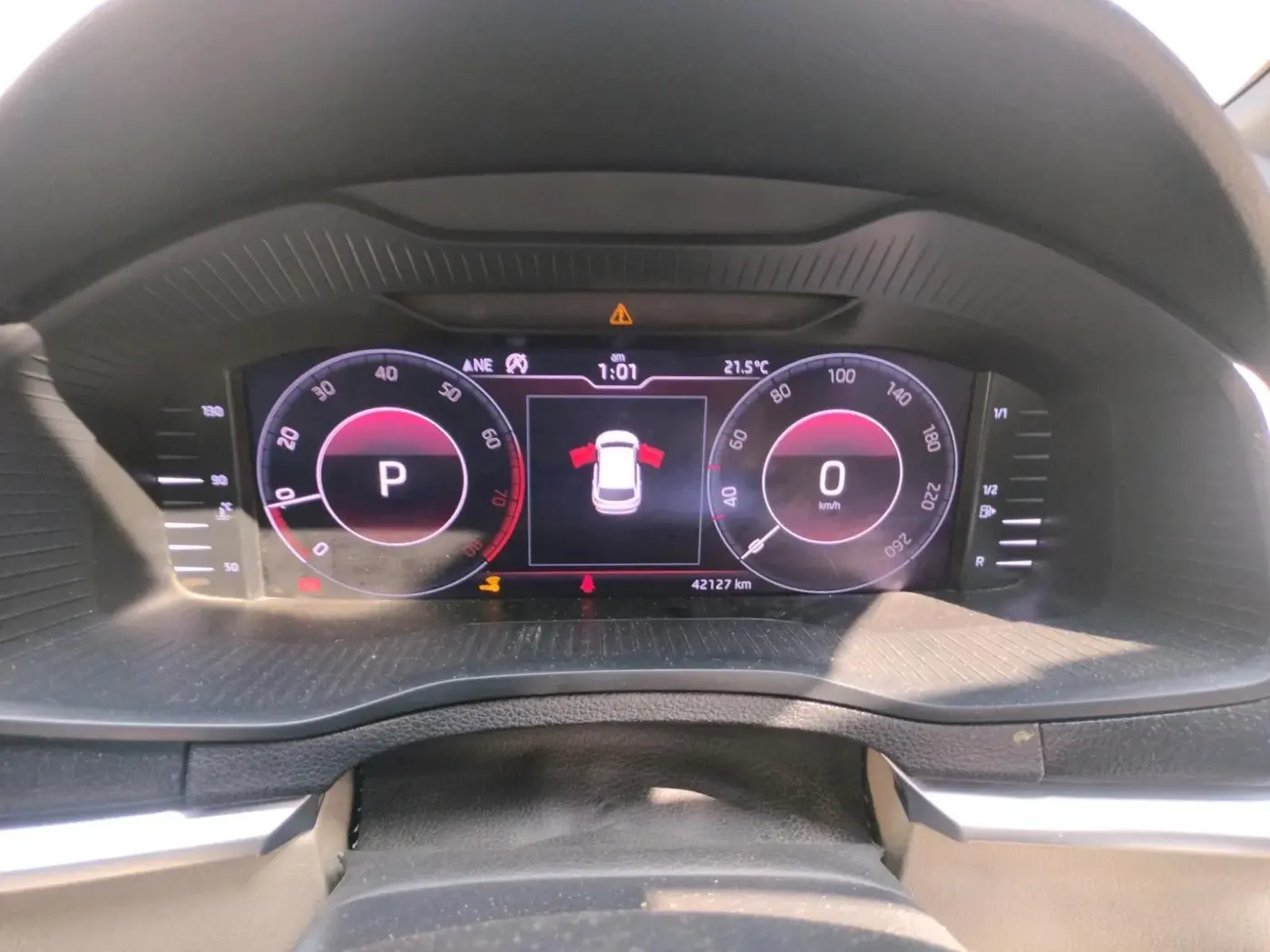 2020 Skoda Karoq STYLE 1.5 TSI AT, Petrol, Automatic, 42,127 km, interior