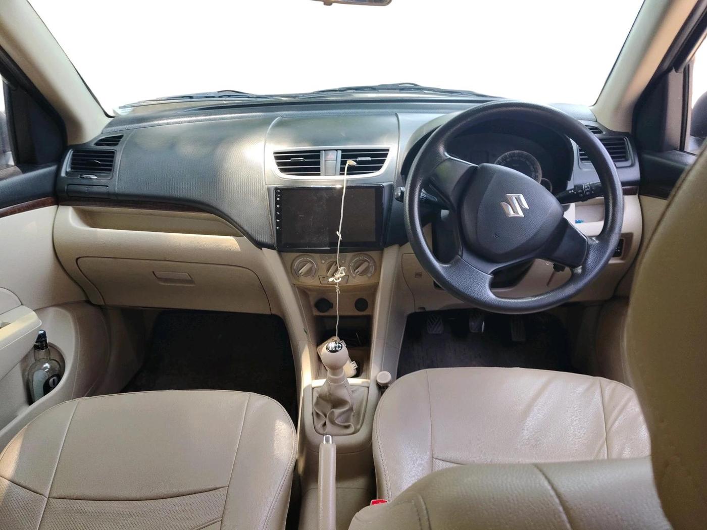 2014 Maruti Swift Dzire VXI, CNG, Manual, 1,40,280 km, interior