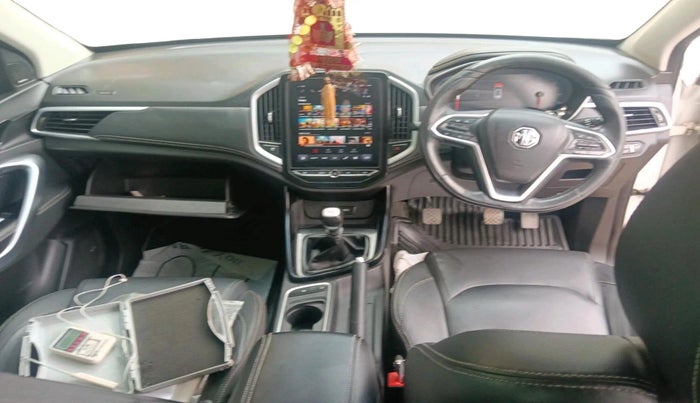 2019 MG HECTOR SHARP 2.0 DIESEL, Diesel, Manual, 1,12,429 km, interior