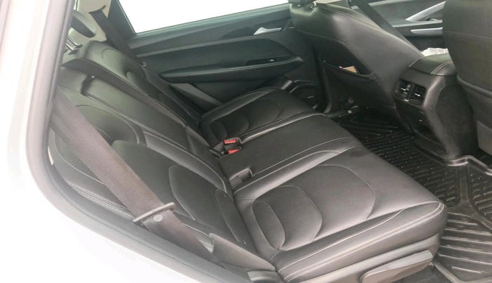 2019 MG HECTOR SHARP 2.0 DIESEL, Diesel, Manual, 1,12,429 km, interior