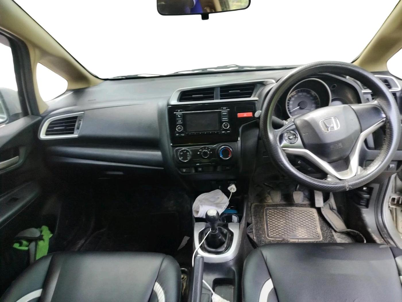 2015 Honda Jazz 1.2L I-VTEC SV, Petrol, Manual, 65,174 km, interior