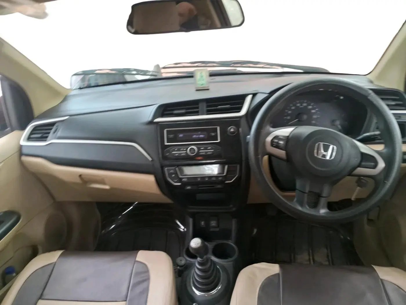 2016 Honda Amaze 1.2L I-VTEC S, Petrol, Manual, 21,000 km, interior